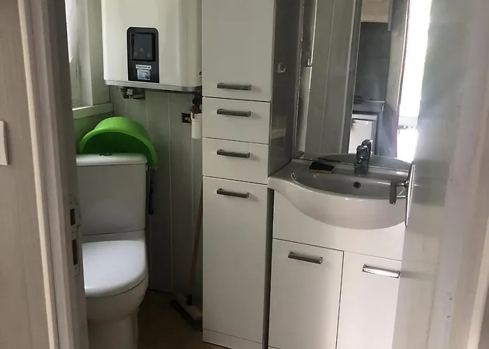 23 M2 Henri Iv, Centre-ville Proche Des Thermes